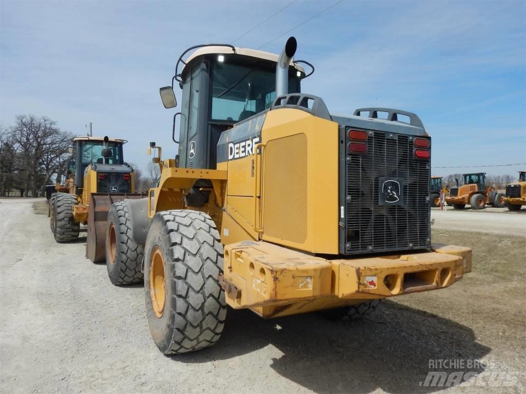 John Deere 624K Фронтальные погрузчики