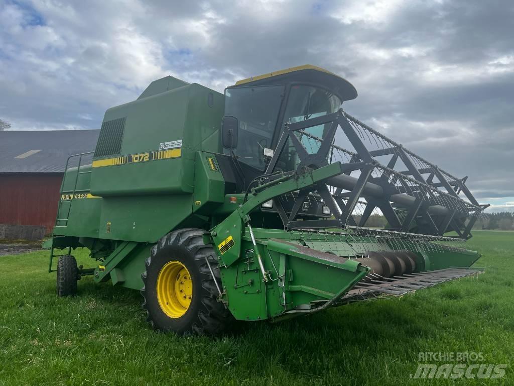 John Deere 1072 Зерноуборочные комбайны