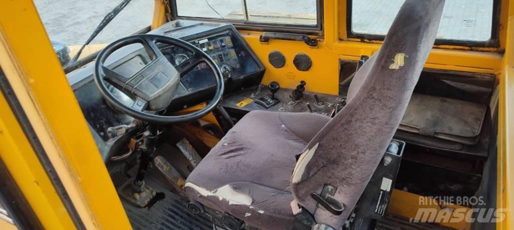 Volvo A20 Шарнирно-сочленённые самосвалы