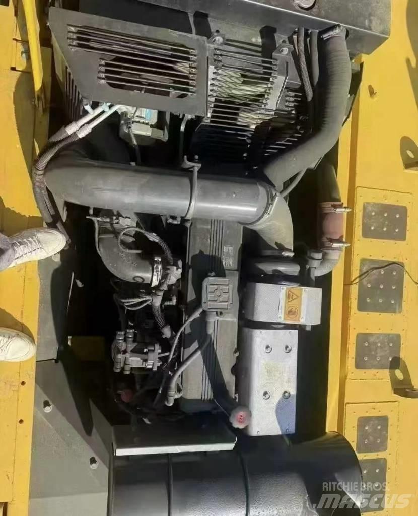 Komatsu PC 350 Гусеничные экскаваторы