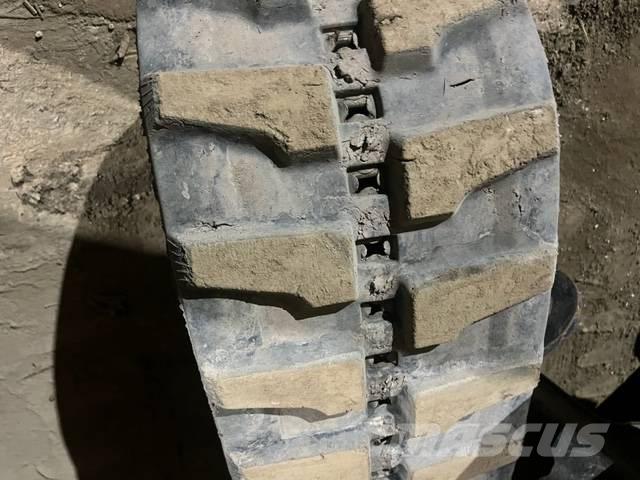 Komatsu PC 26 MR-3 Мини-экскаваторы