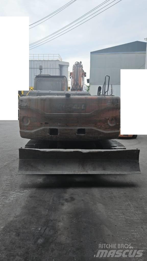 Doosan DX 140 LC Гусеничные экскаваторы