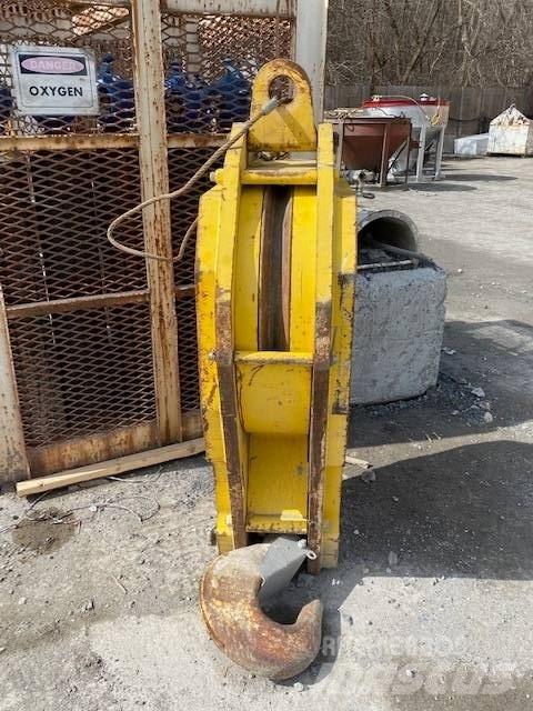 Liebherr HS 885 HD Гусеничные краны