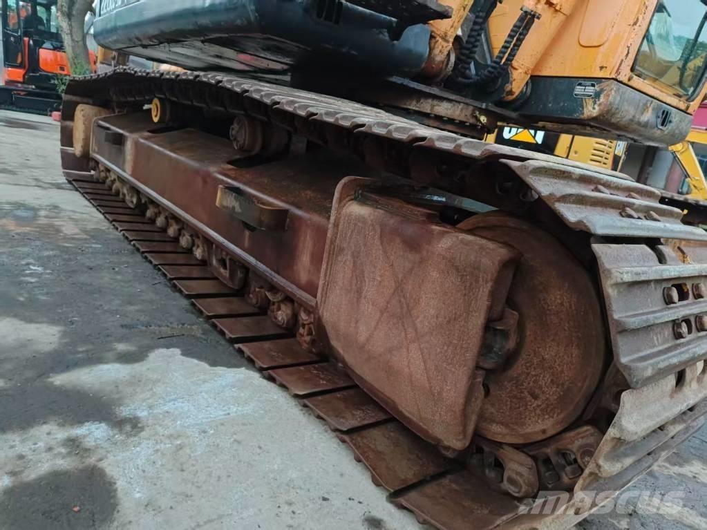 Hyundai R220LC-9S Гусеничные экскаваторы