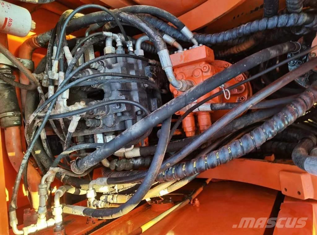 Doosan 150 W-7 Колёсные экскаваторы