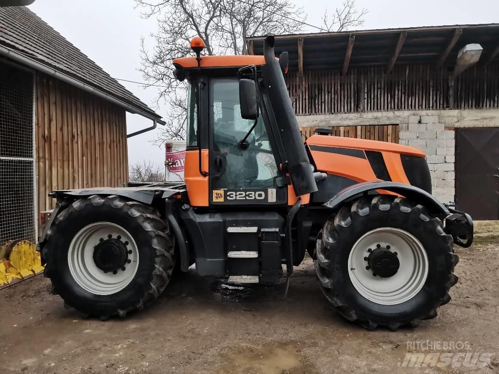 JCB Fastrac 3230 Трактора