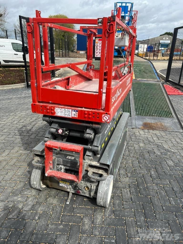 SkyJack SJ 3219 Ножничные подъемники