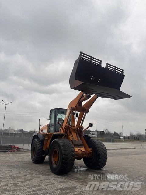 CASE 921 E Фронтальные погрузчики