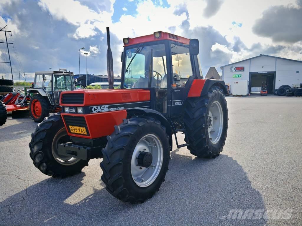 Case IH 1056 XL Трактора