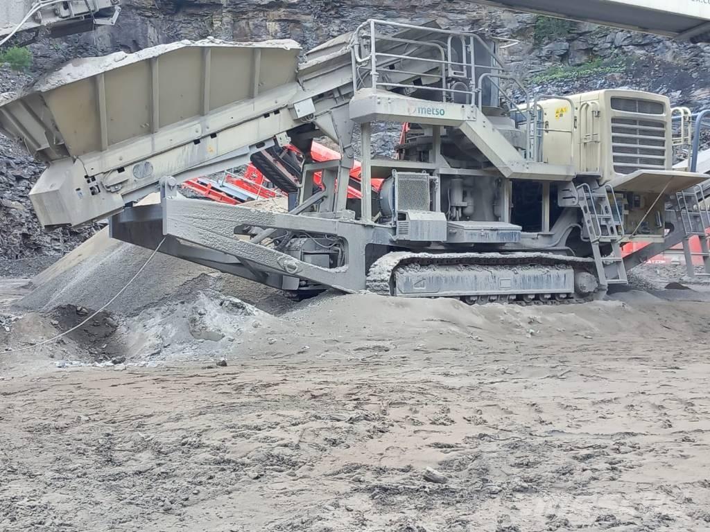Metso LT 200 HP Мобильные дробилки