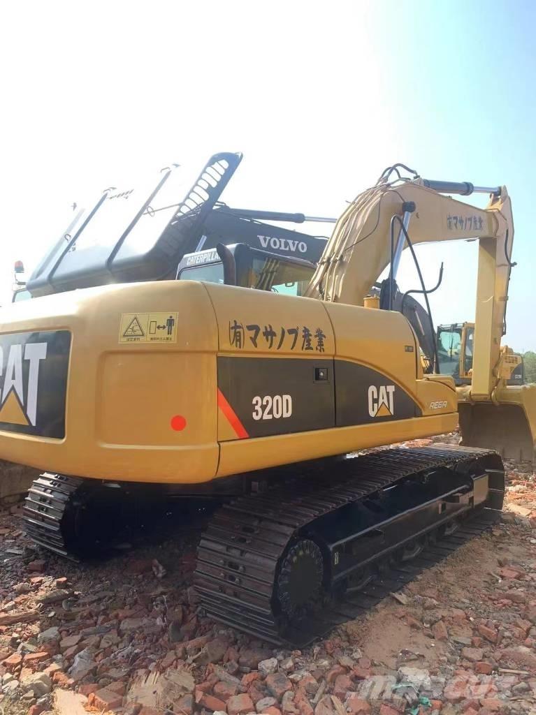 CAT 320 D Гусеничные экскаваторы