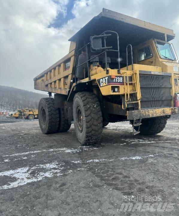 CAT 773B Шарнирно-сочленённые самосвалы
