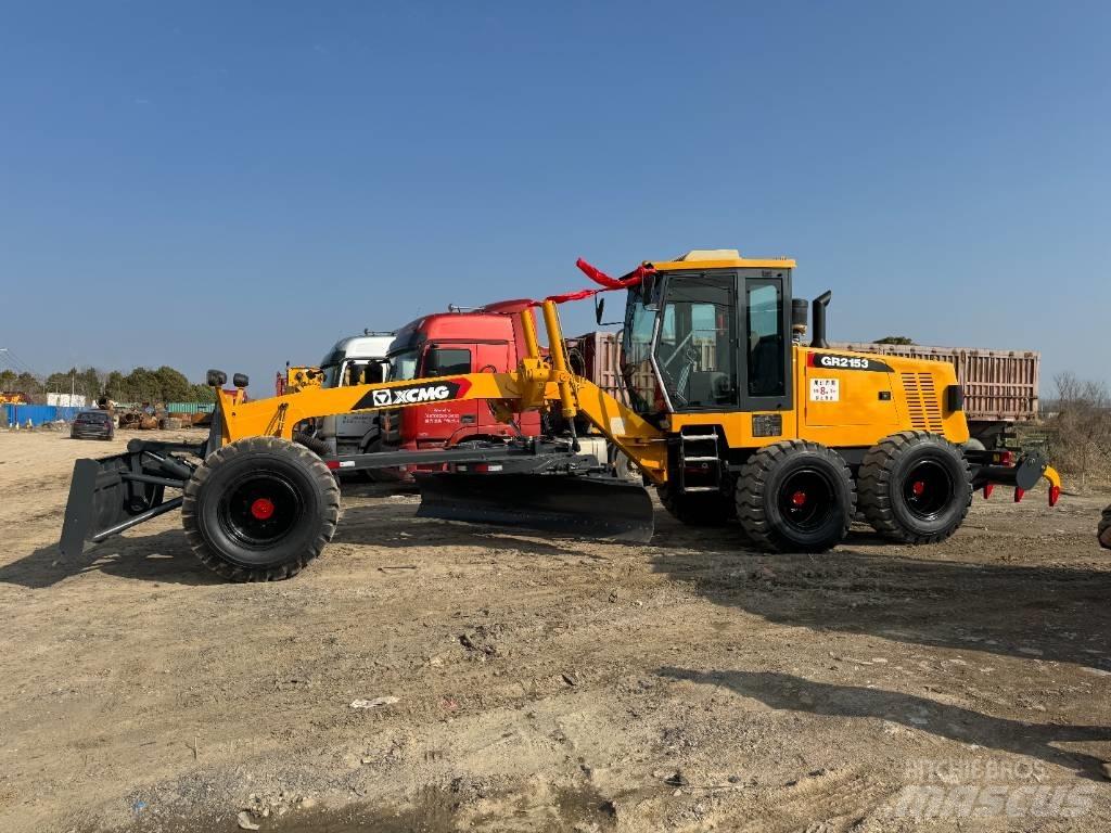 XCMG GR 2153 Грейдеры