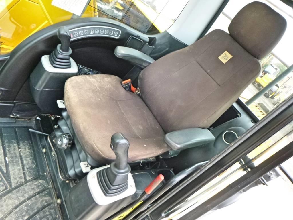 JCB JS 130 LC Гусеничные экскаваторы