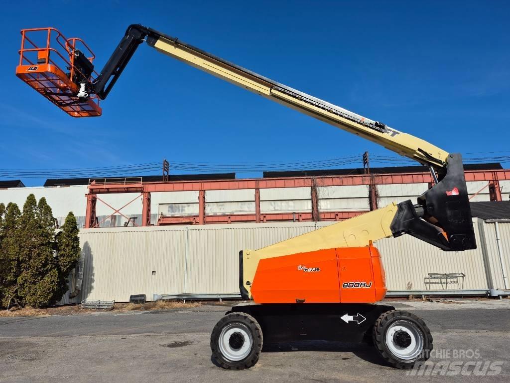 JLG 800 AJ Коленчатые подъемники