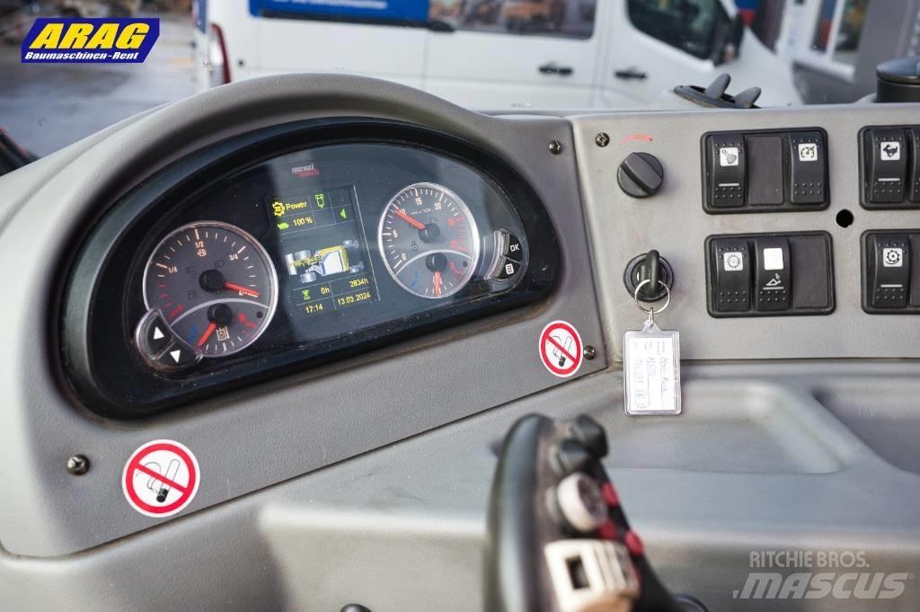 Menzi Muck M520 Колёсные экскаваторы