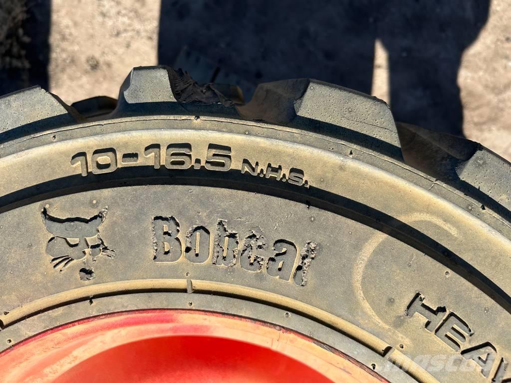 Bobcat 10x16.5 Tires Шины и колёса