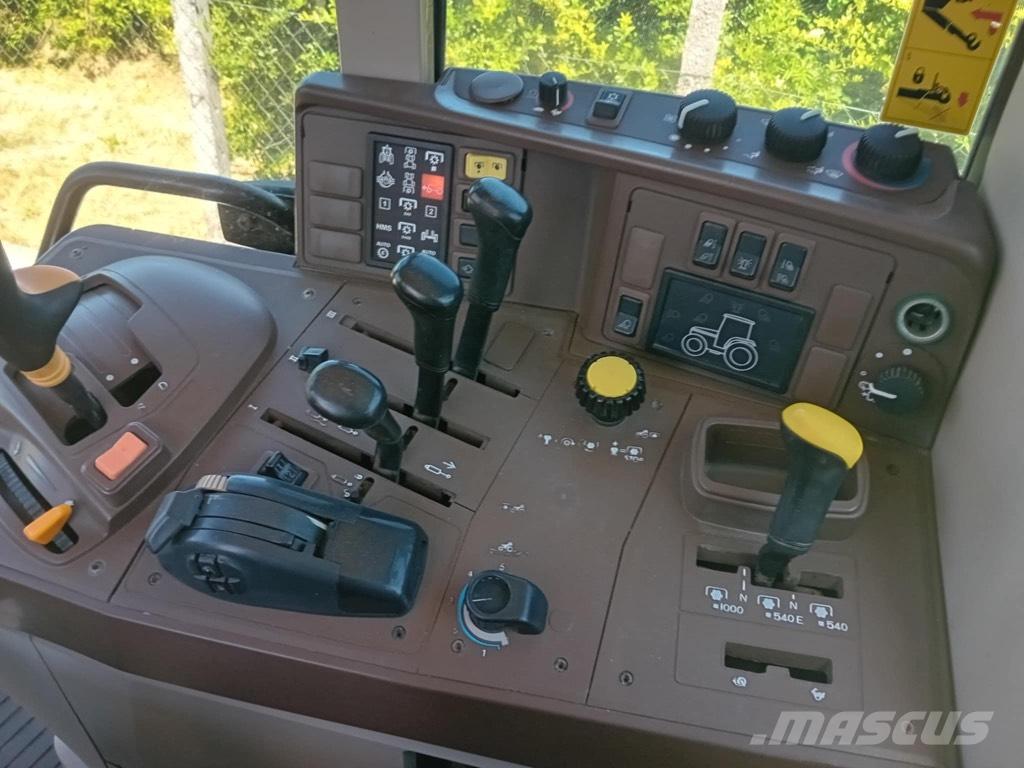 John Deere 6630 Трактора