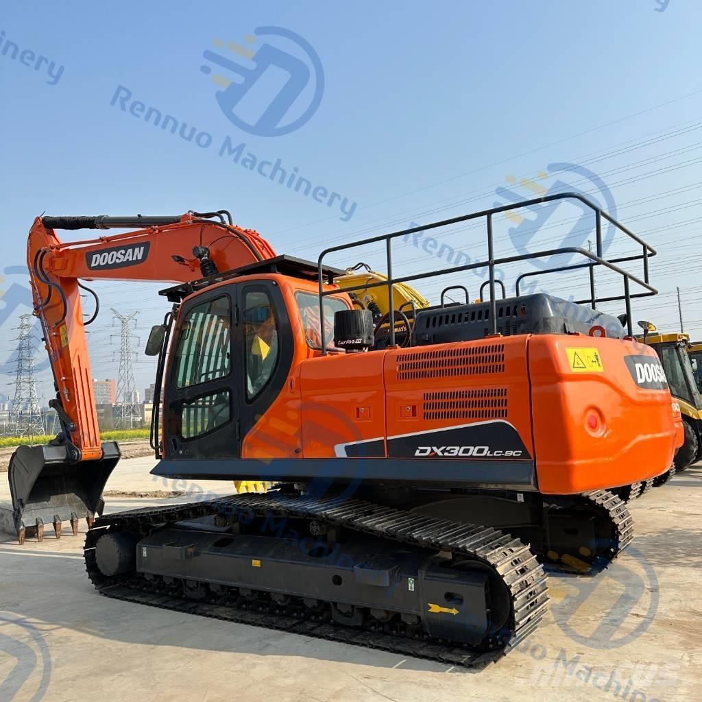 Doosan DX 300LC-9C Гусеничные экскаваторы