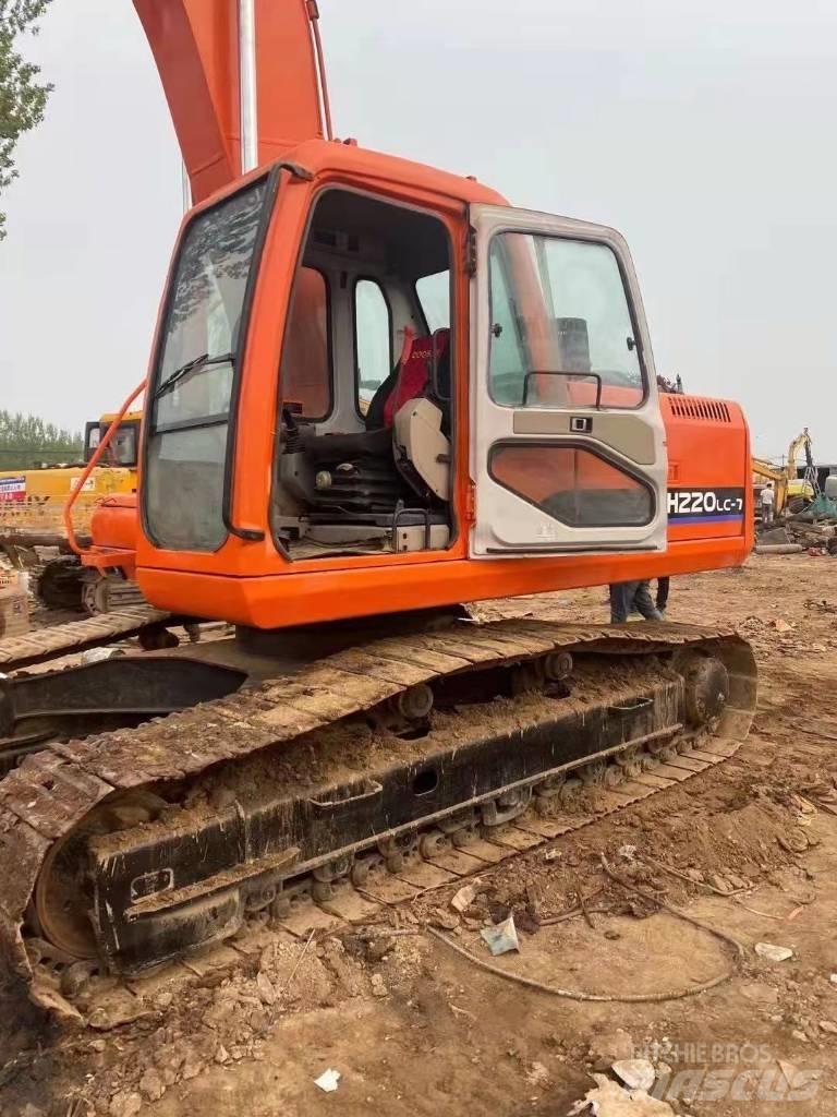 Doosan DH220LC-5 Гусеничные экскаваторы