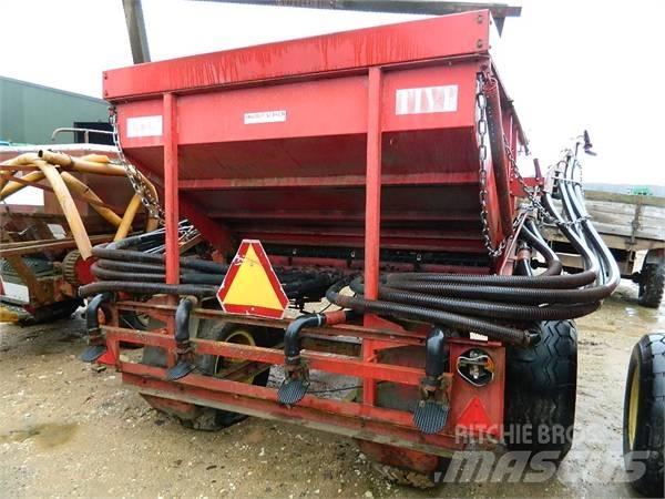 Tive 4000 Разбрасыватели минеральных удобрений