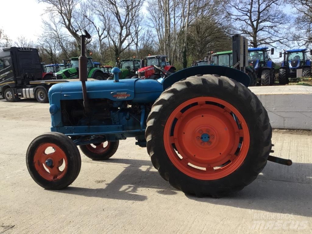 Fordson Power Major Трактора