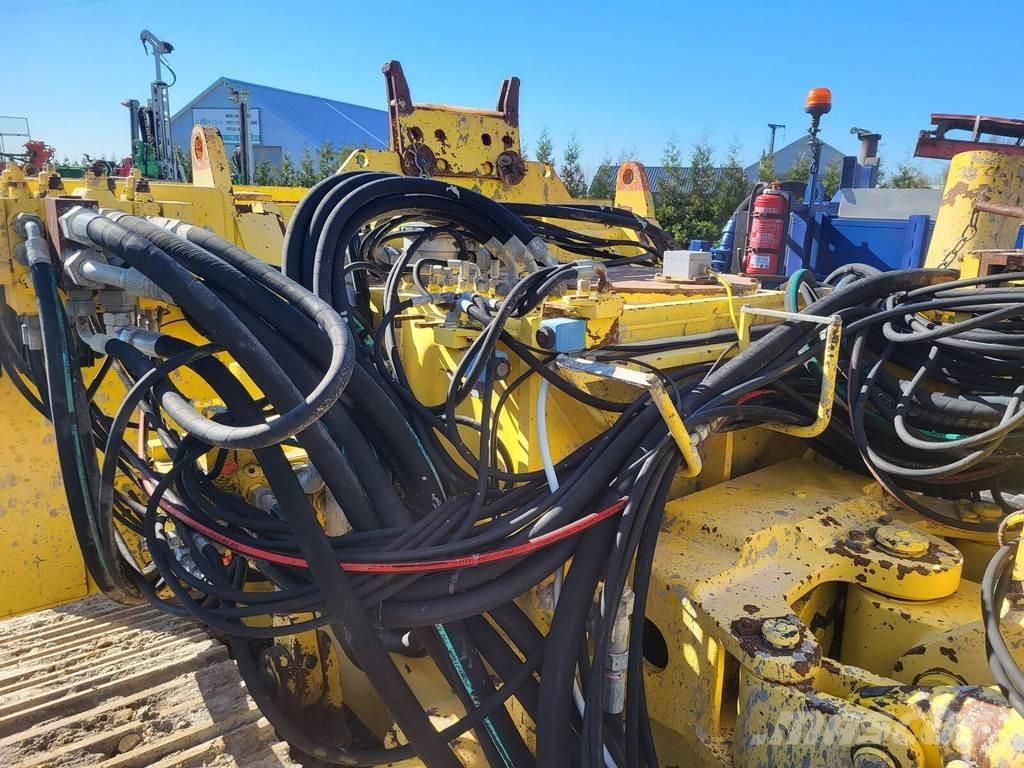 Klemm KR 806-3D Гусеничные буровые установки
