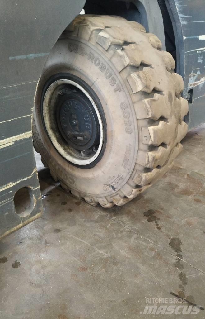 Amlift C4000E Боковые погрузчики