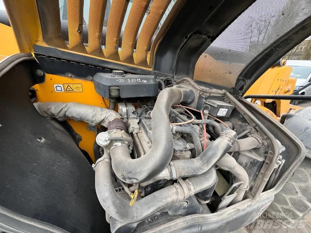 JCB 535-125 Телескопические погрузчики