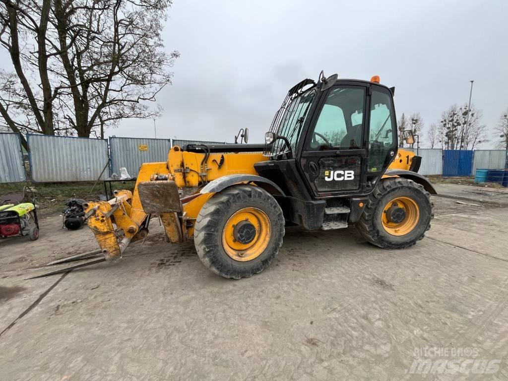 JCB 535-125 Телескопические погрузчики