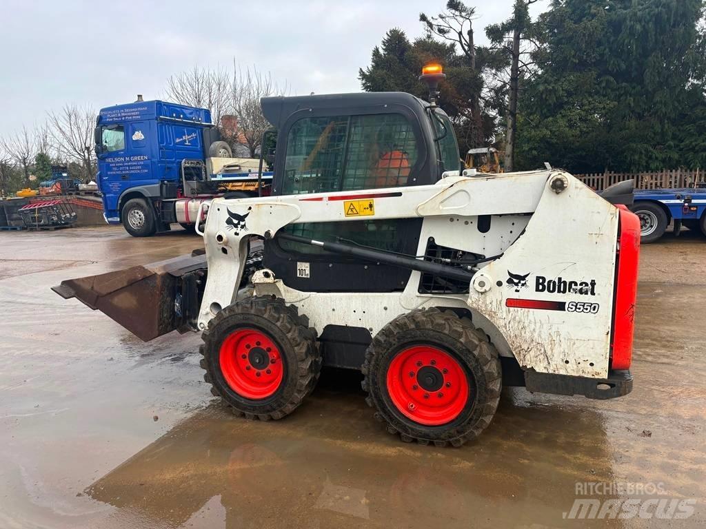 Bobcat S550 Мини-погрузчики