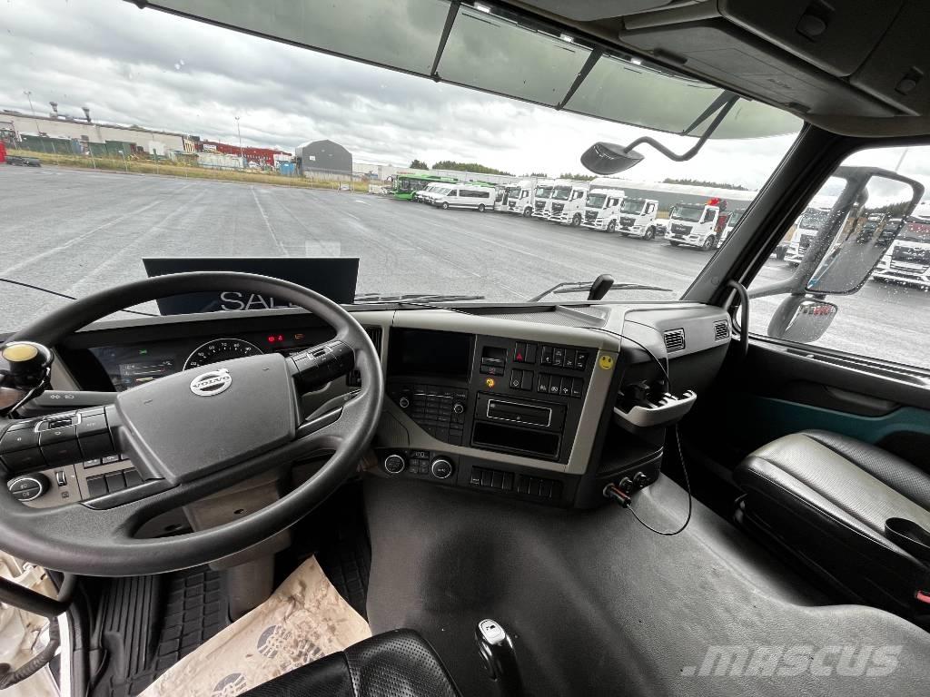 Volvo FM 6X2 Скиповые погрузчики