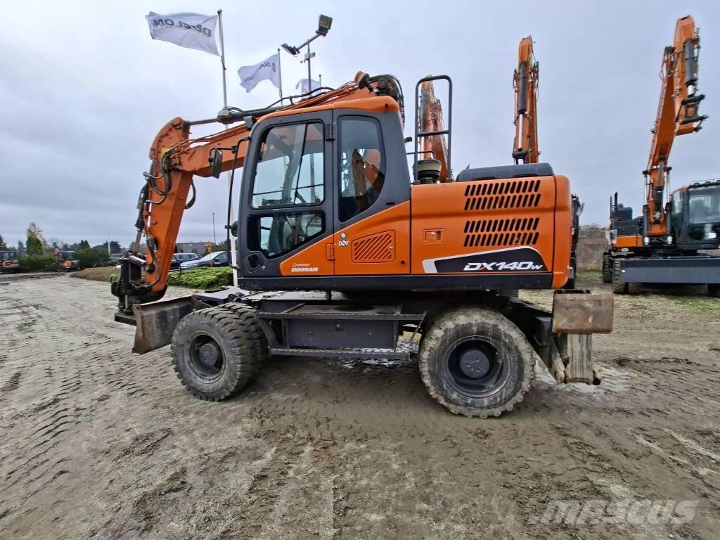 Doosan DX140W-5 Колёсные экскаваторы
