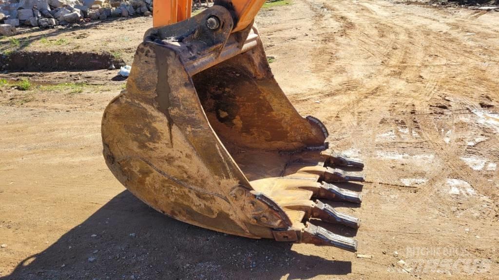 Doosan DX 225 LCA Гусеничные экскаваторы