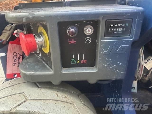 JLG 1930 ES Ножничные подъемники