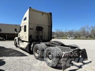 Kenworth T 680 Седельные тягачи