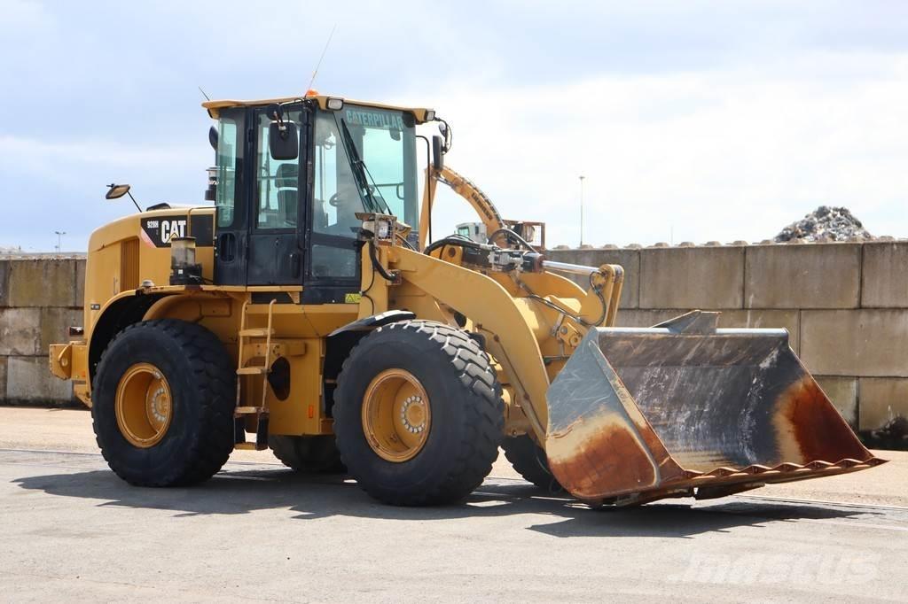CAT 928H Фронтальные погрузчики
