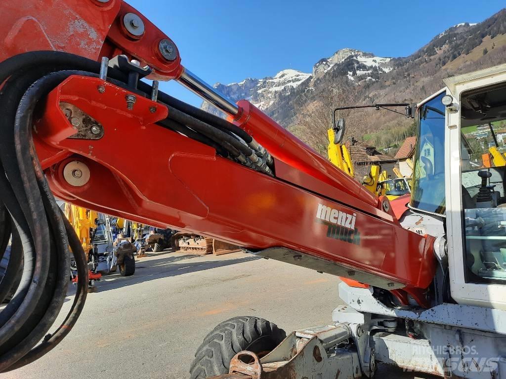 Menzi Muck M530 Колёсные экскаваторы