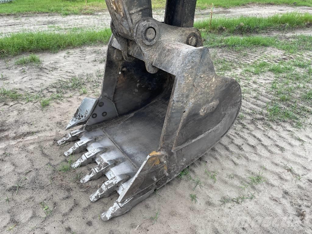 Volvo EC 220 EL Гусеничные экскаваторы