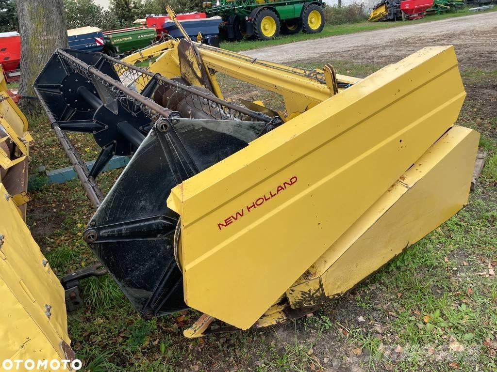 New Holland TX 32 Зерноуборочные комбайны