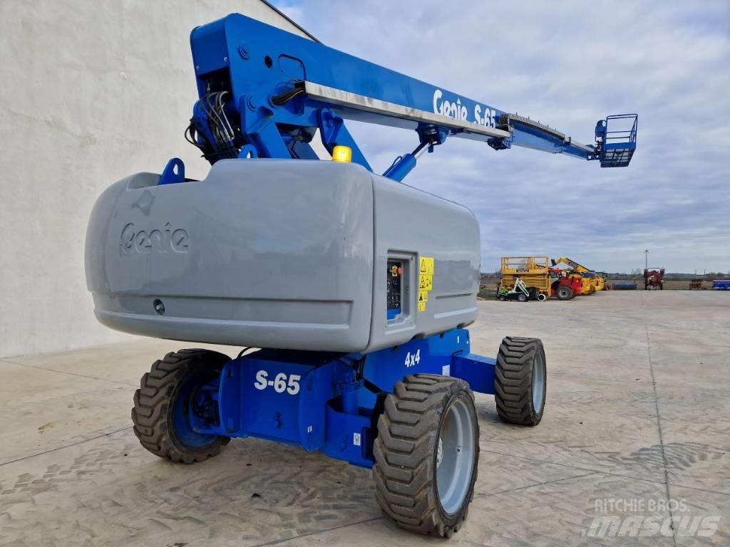 Genie S65   R319 Телескопические подъемники