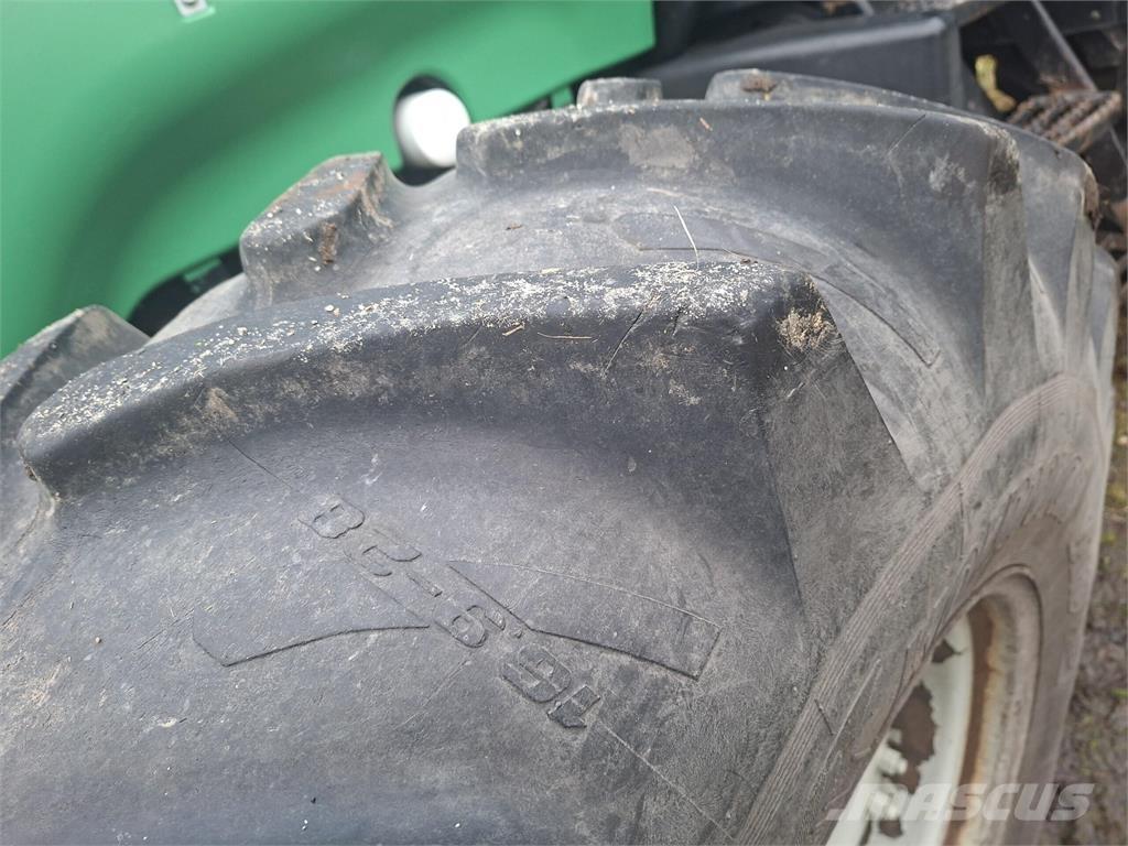 Valtra T190 7.4 Трактора