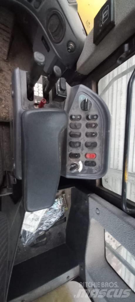 Komatsu WA 380-6 Фронтальные погрузчики