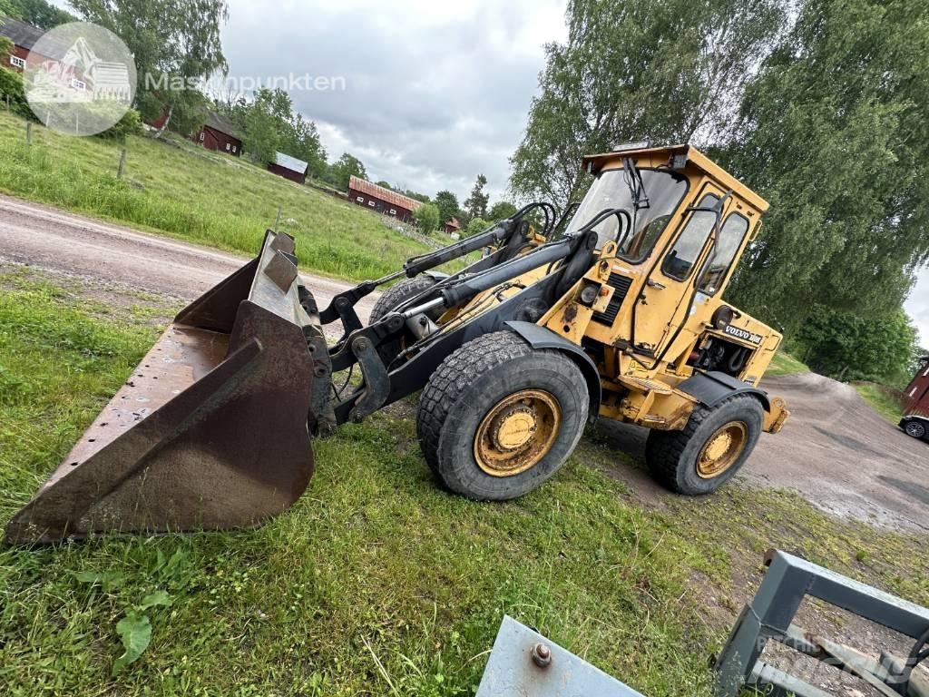 Volvo BM 4300 Фронтальные погрузчики