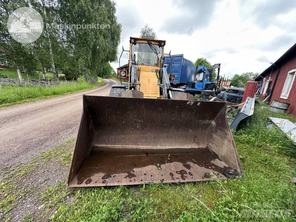 Volvo BM 4300 Фронтальные погрузчики