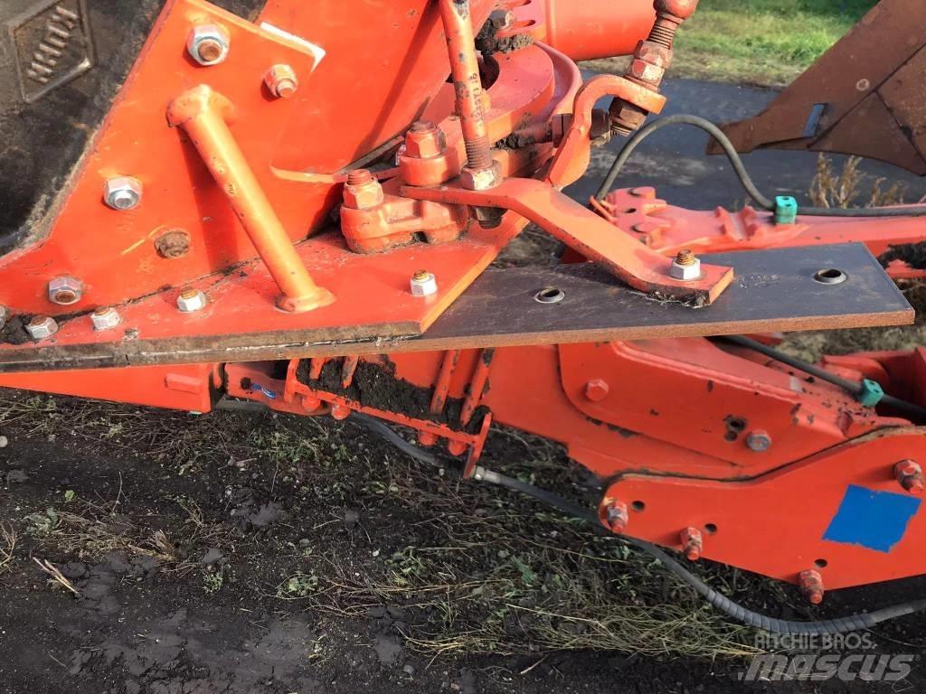 Kuhn Challenger Оборотные плуги