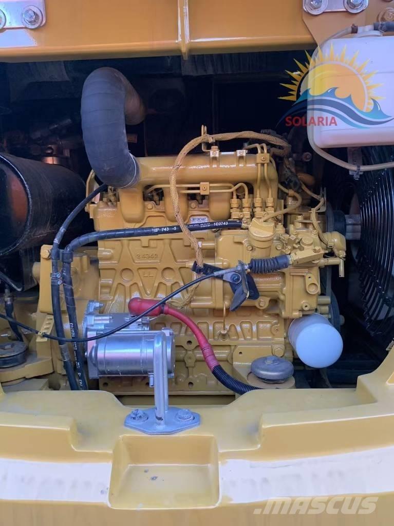 CAT 305.5 E2 Гусеничные экскаваторы