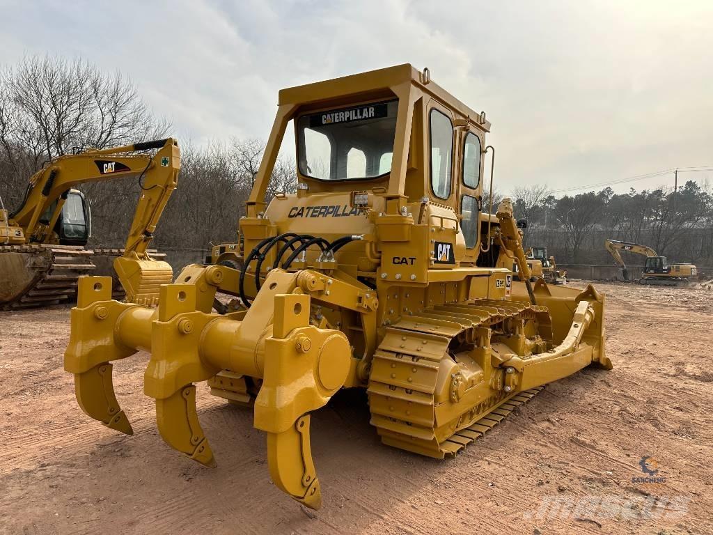 CAT D7G Гусеничные бульдозеры
