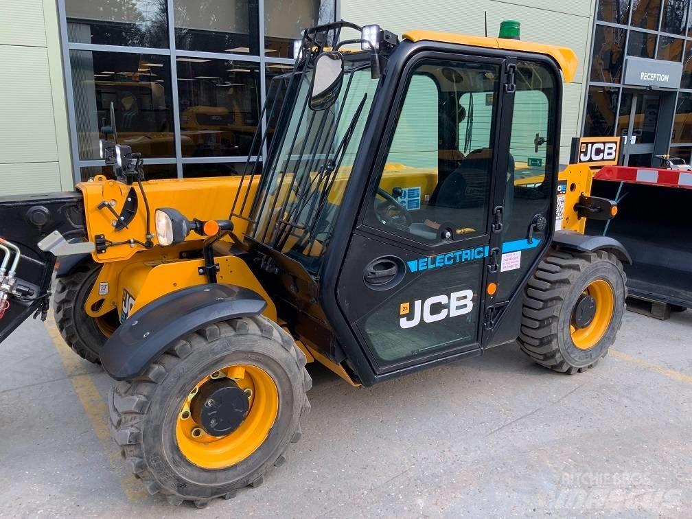 JCB 525-60 E Телескопические погрузчики