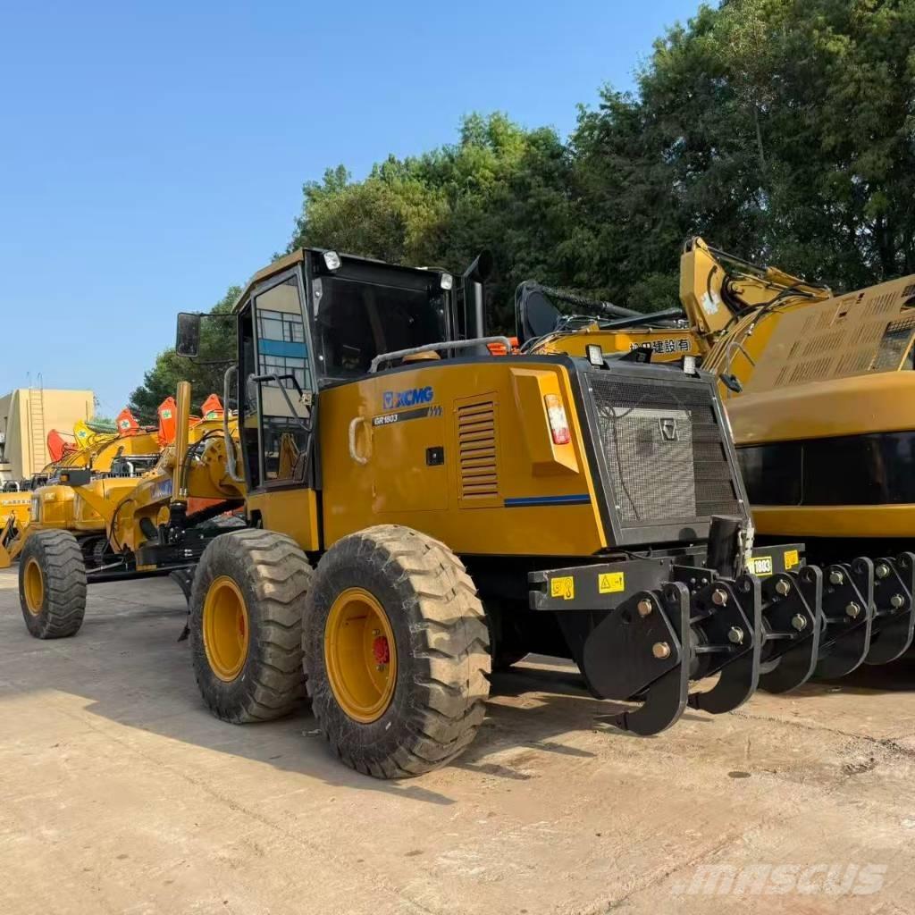 XCMG GR 1803 Грейдеры